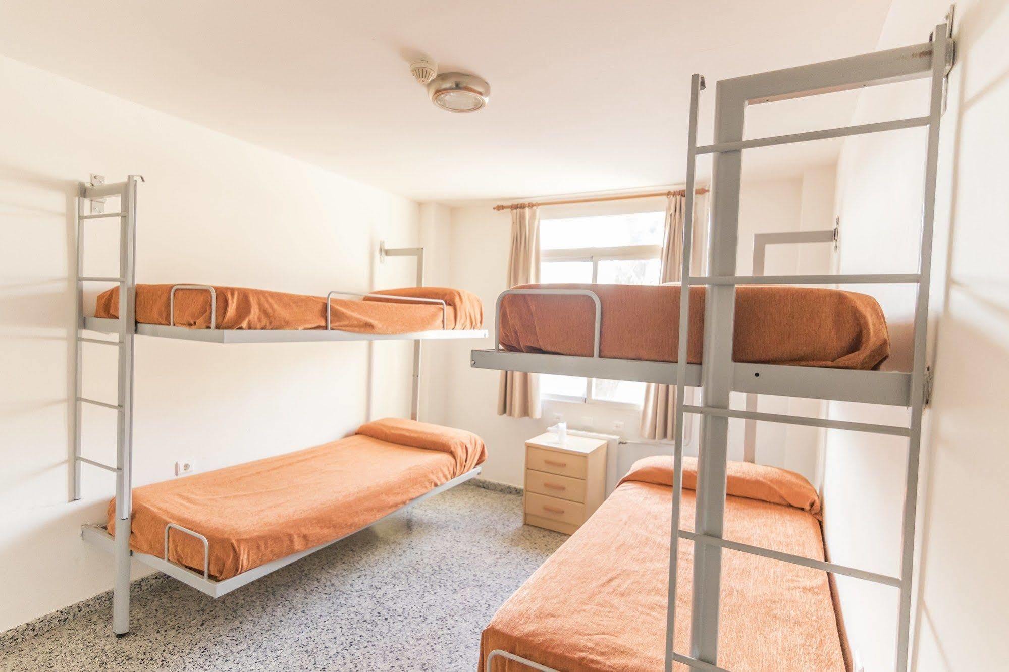 Albergue Inturjoven Гранада Экстерьер фото